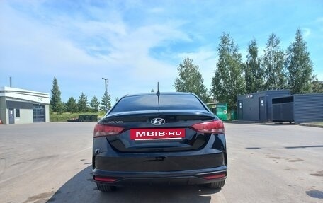 Hyundai Solaris II рестайлинг, 2021 год, 1 630 000 рублей, 5 фотография