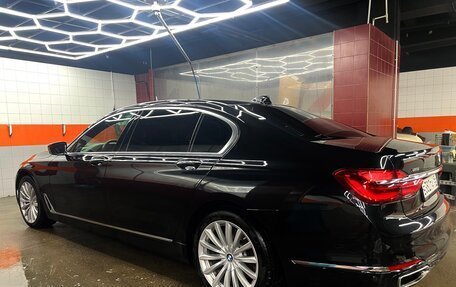 BMW 7 серия, 2017 год, 2 920 000 рублей, 5 фотография