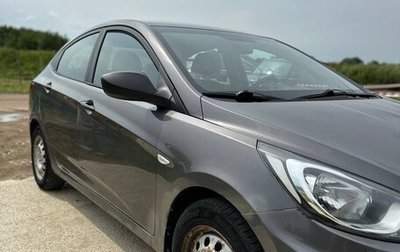 Hyundai Solaris II рестайлинг, 2011 год, 700 000 рублей, 1 фотография