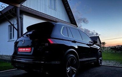 Volkswagen Tiguan II, 2018 год, 2 780 000 рублей, 1 фотография