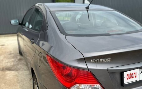 Hyundai Solaris II рестайлинг, 2011 год, 700 000 рублей, 2 фотография