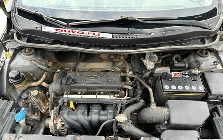 Hyundai Solaris II рестайлинг, 2011 год, 700 000 рублей, 4 фотография