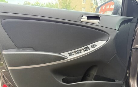 Hyundai Solaris II рестайлинг, 2014 год, 850 000 рублей, 12 фотография
