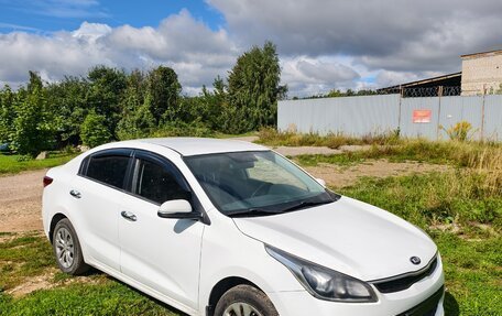 KIA Rio IV, 2017 год, 850 000 рублей, 9 фотография