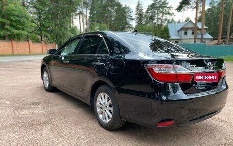 Toyota Camry, 2018 год, 1 700 000 рублей, 7 фотография
