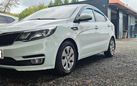 KIA Rio III рестайлинг, 2015 год, 999 999 рублей, 6 фотография