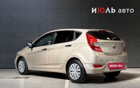 Hyundai Solaris II рестайлинг, 2012 год, 750 000 рублей, 4 фотография