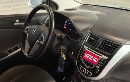 Hyundai Solaris II рестайлинг, 2012 год, 750 000 рублей, 9 фотография