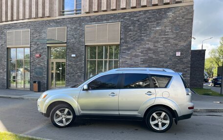 Mitsubishi Outlander III рестайлинг 3, 2008 год, 745 000 рублей, 6 фотография