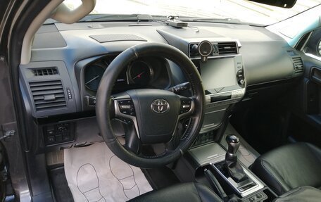 Toyota Land Cruiser Prado 150 рестайлинг 2, 2020 год, 4 700 000 рублей, 11 фотография