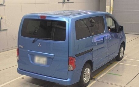 Nissan NV200, 2016 год, 1 710 000 рублей, 2 фотография