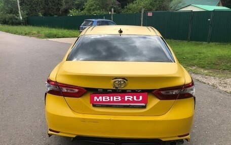 Toyota Camry, 2020 год, 2 200 000 рублей, 17 фотография