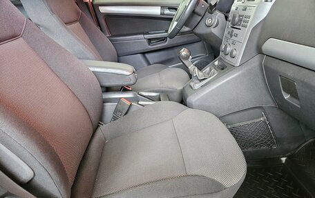 Opel Zafira B, 2013 год, 695 000 рублей, 12 фотография