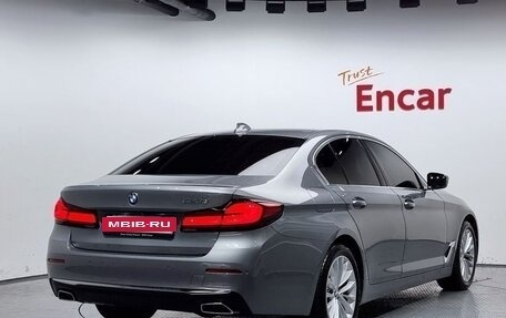 BMW 5 серия, 2022 год, 4 590 000 рублей, 4 фотография