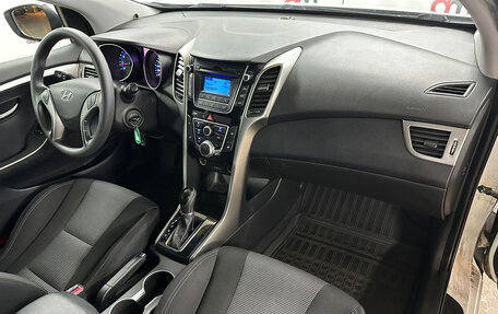 Hyundai i30 II рестайлинг, 2012 год, 949 000 рублей, 12 фотография