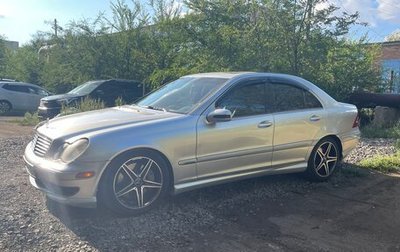 Mercedes-Benz C-Класс, 2005 год, 700 000 рублей, 1 фотография