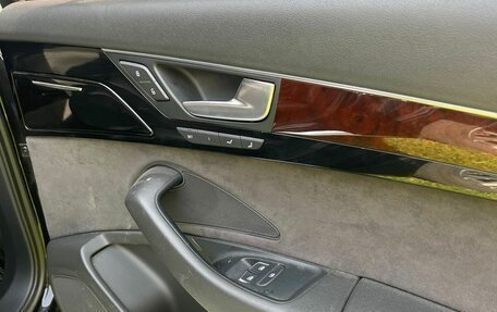Audi A8, 2011 год, 1 350 000 рублей, 17 фотография