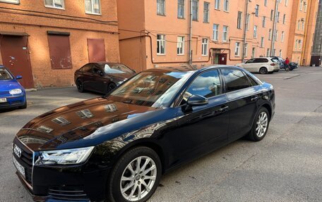 Audi A4, 2019 год, 2 450 000 рублей, 9 фотография