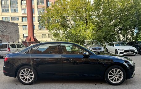 Audi A4, 2019 год, 2 450 000 рублей, 6 фотография