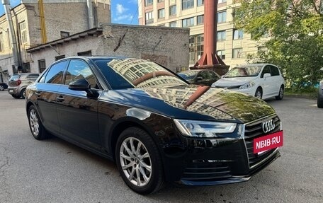 Audi A4, 2019 год, 2 450 000 рублей, 7 фотография