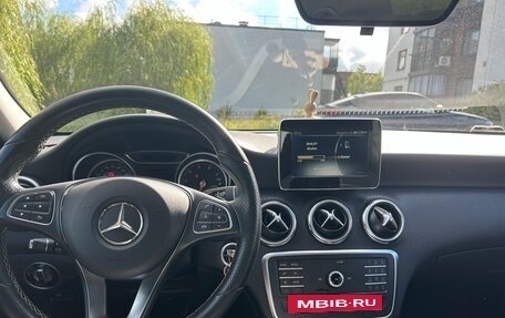 Mercedes-Benz A-Класс, 2016 год, 1 800 000 рублей, 6 фотография