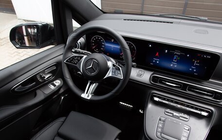 Mercedes-Benz V-Класс, 2024 год, 12 150 000 рублей, 24 фотография
