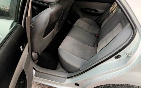 Mazda 6, 2003 год, 600 000 рублей, 27 фотография