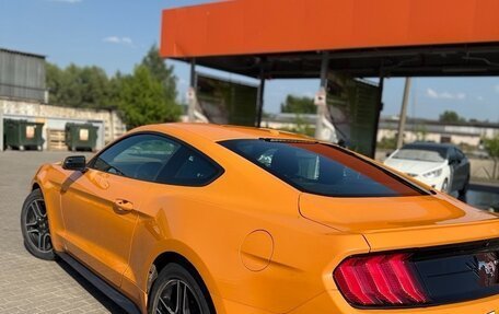 Ford Mustang VI рестайлинг, 2018 год, 3 050 000 рублей, 2 фотография