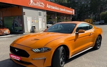 Ford Mustang VI рестайлинг, 2018 год, 3 050 000 рублей, 4 фотография