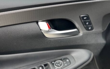 Hyundai Santa Fe IV, 2019 год, 2 990 000 рублей, 10 фотография
