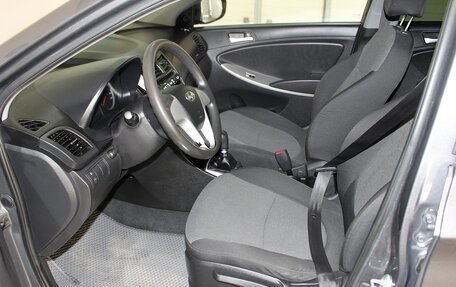 Hyundai Solaris II рестайлинг, 2013 год, 899 000 рублей, 13 фотография