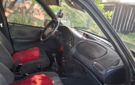 Chevrolet Niva I рестайлинг, 2003 год, 125 000 рублей, 7 фотография