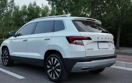 Skoda Karoq I, 2021 год, 1 720 000 рублей, 3 фотография