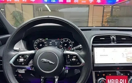 Jaguar XE I рестайлинг, 2022 год, 2 670 035 рублей, 4 фотография