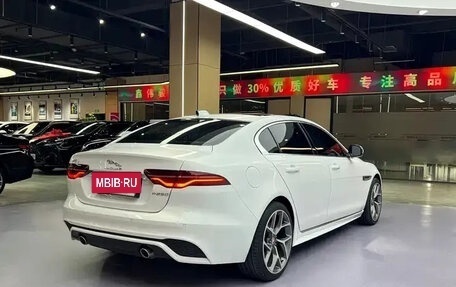 Jaguar XE I рестайлинг, 2022 год, 2 670 035 рублей, 3 фотография