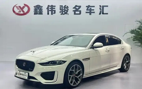 Jaguar XE I рестайлинг, 2022 год, 2 670 035 рублей, 12 фотография