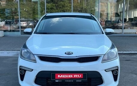 KIA Rio IV, 2017 год, 925 000 рублей, 2 фотография