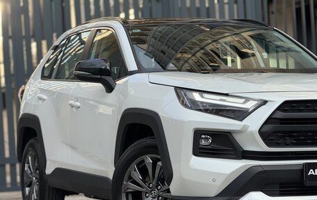 Toyota RAV4, 2025 год, 3 750 000 рублей, 13 фотография