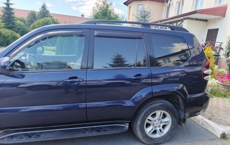 Toyota Land Cruiser Prado 120 рестайлинг, 2008 год, 1 899 999 рублей, 2 фотография