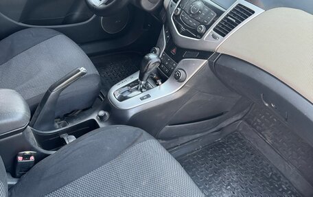 Chevrolet Cruze II, 2011 год, 625 000 рублей, 18 фотография