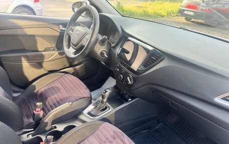 Hyundai Solaris II рестайлинг, 2019 год, 1 349 999 рублей, 8 фотография