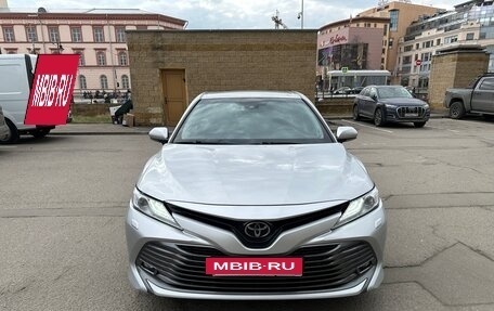 Toyota Camry, 2020 год, 3 499 000 рублей, 3 фотография