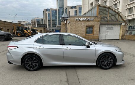 Toyota Camry, 2020 год, 3 499 000 рублей, 10 фотография