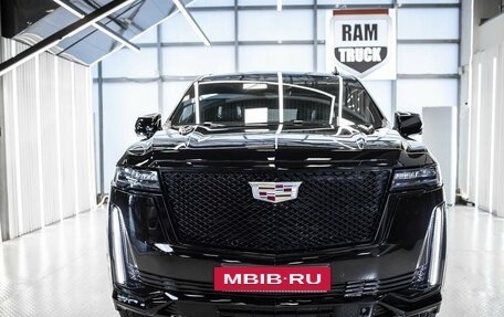 Cadillac Escalade V, 2022 год, 12 399 999 рублей, 3 фотография