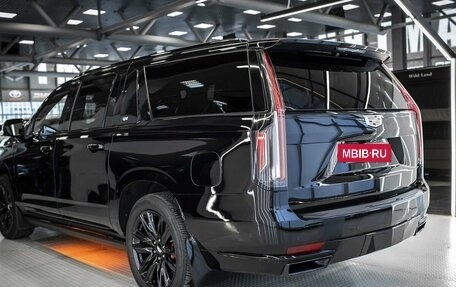 Cadillac Escalade V, 2022 год, 12 399 999 рублей, 7 фотография