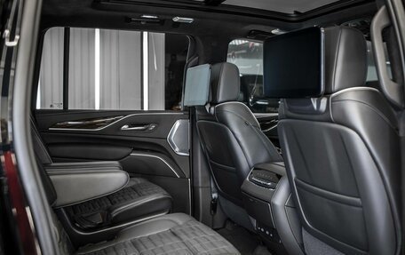 Cadillac Escalade V, 2022 год, 12 399 999 рублей, 21 фотография