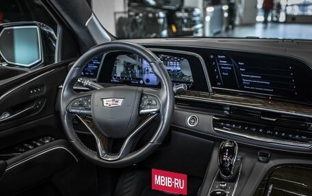 Cadillac Escalade V, 2022 год, 12 399 999 рублей, 28 фотография