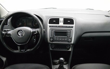 Volkswagen Polo VI (EU Market), 2017 год, 1 100 000 рублей, 14 фотография