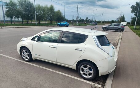 Nissan Leaf I, 2011 год, 490 000 рублей, 4 фотография