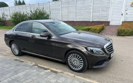 Mercedes-Benz C-Класс, 2016 год, 2 500 000 рублей, 16 фотография